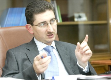 Raport Comisia Economică: Preşedintele Consiliului Concurenţei a obstrucţionat buna desfăşurare a anchetei ROBOR
